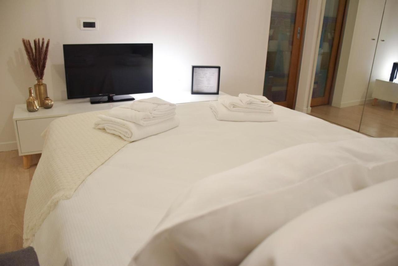 Duomo Luxury * * * * * San Paolo Cathedral Apartment *